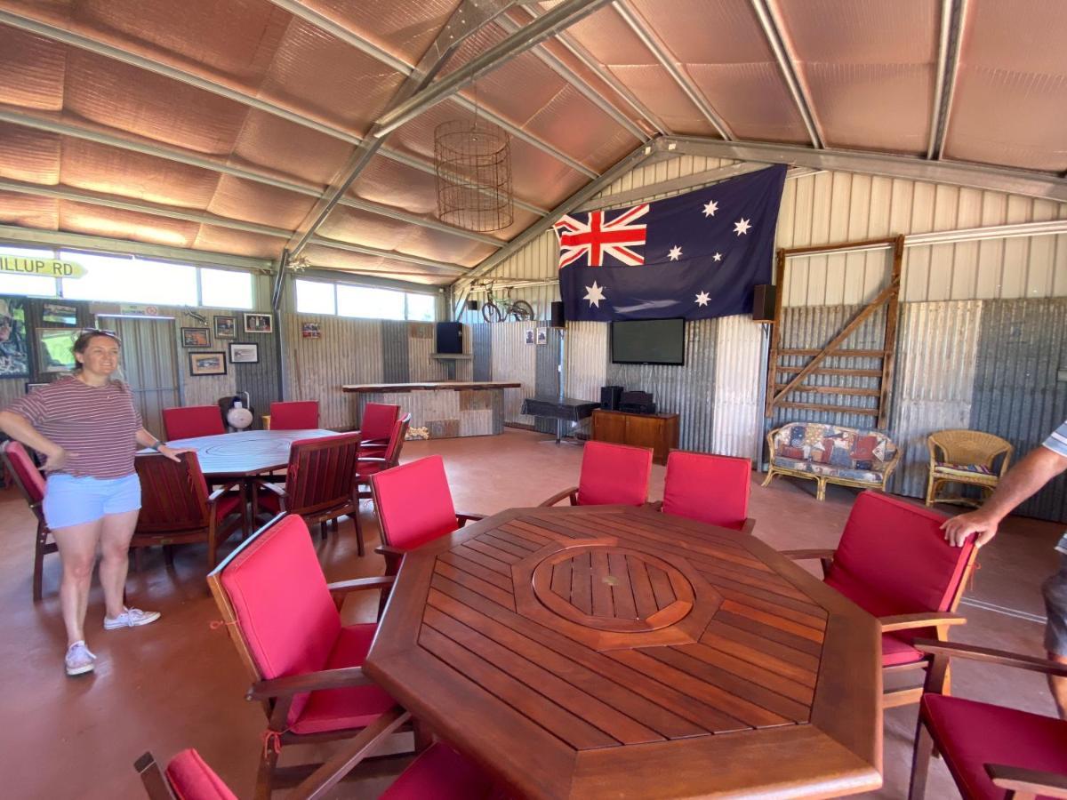 Capricorn Holiday Park Carnarvon Exterior foto